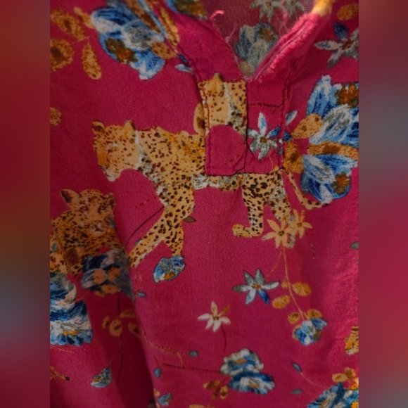 Rose & Olive Pink Ruched Ruffled Blouse - Picture 4 of 4